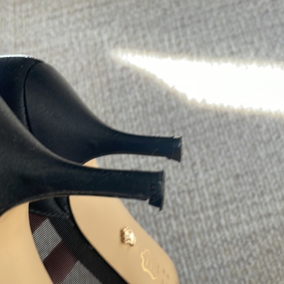 Gorgeous shoes - Picture 6 of 8